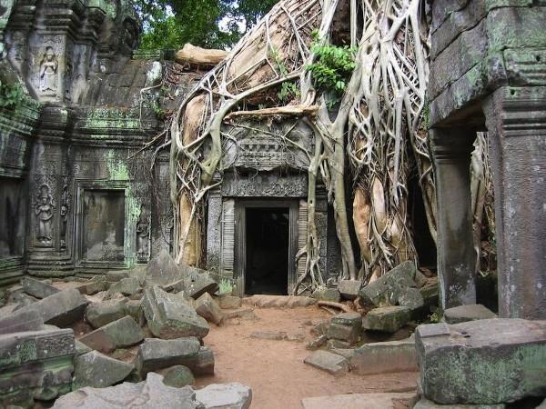 Được xây dựng vào thế kỷ XII để thờ nữ thần Vishnu của đạo Hindu quần thể đền đài ở Siem Reap này bị bỏ hoang từ thế kỷ XVI
