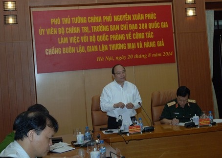 Phó Thủ tướng Nguyễn Xuân Phúc phát biểu tại cuộc họp. 