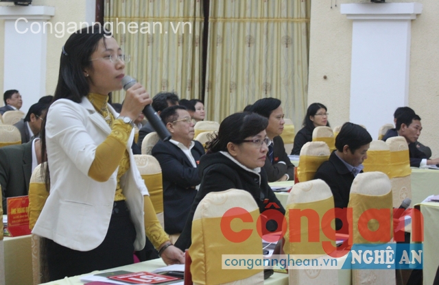 Đại biểu huyện Nghi Lộc phản ánh về tình trạng gây khó khăn đối với  bệnh nhân sử dụng bảo hiểm y tế trong khám, chữa bệnh
