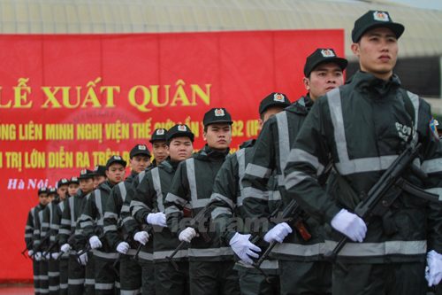 Lực lượng cảnh sát cơ động Hà Nội  luôn sẵn sàng tham gia mọi nhiệm vụ 24/24 giờ