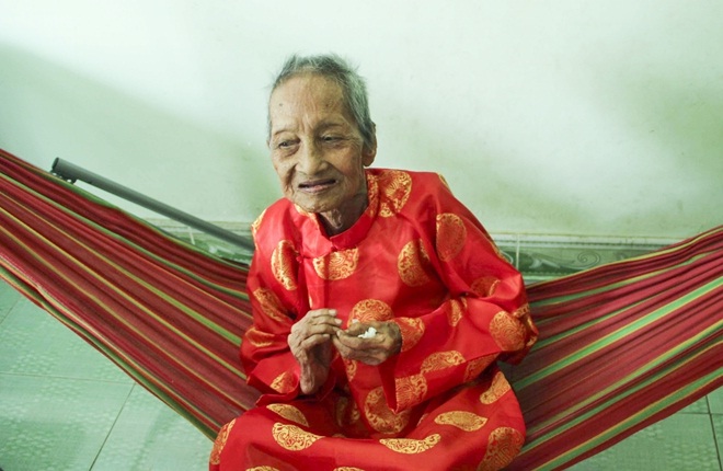 Dù đã 122 tuổi nhưng cụ Nguyễn Thị Trù vẫn mạnh khỏe, minh mẫn.