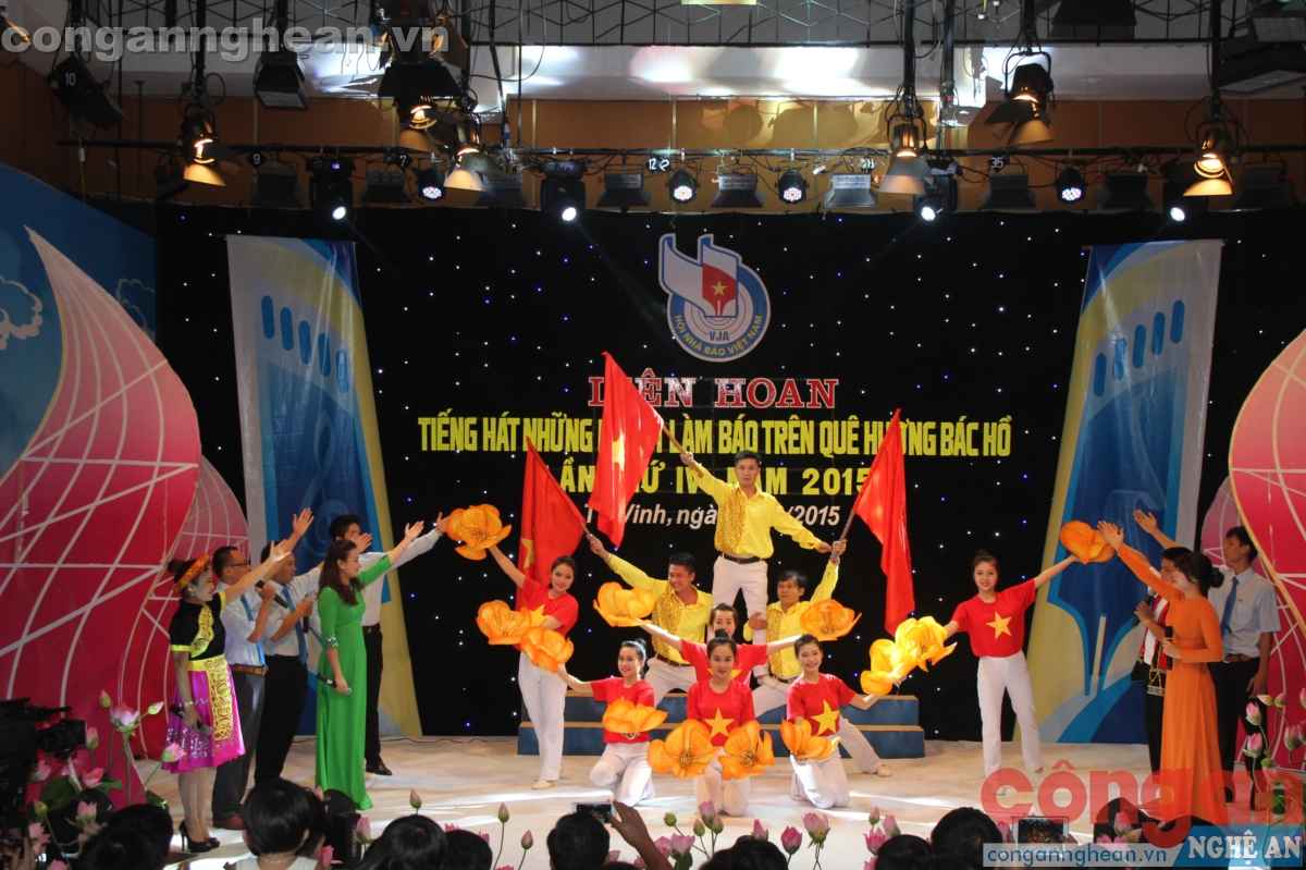 Tác phẩm múa hát tập thể của Đài PTTH Nghệ An đoạt giải Nhất