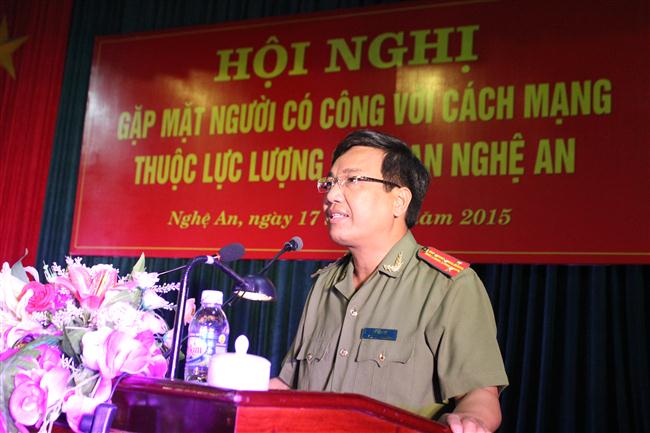Đại tá Hồ Văn Tứ - Phó Giám đốc Công an tỉnh bày tỏ lòng biết ơn trước những hy sinh, đóng góp của các gia đình và người có công trong lực lượng công an