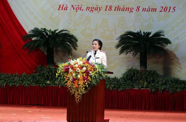 Thay mặt tuổi trẻ Công an nhân dân, Thiếu úy Trương Thị Thu Huyền, Công an Hà Tĩnh phát biểu tại lễ kỷ niệm.