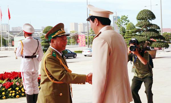 Bộ trưởng Trần Đại Quang đón các đoàn khách quốc tế.