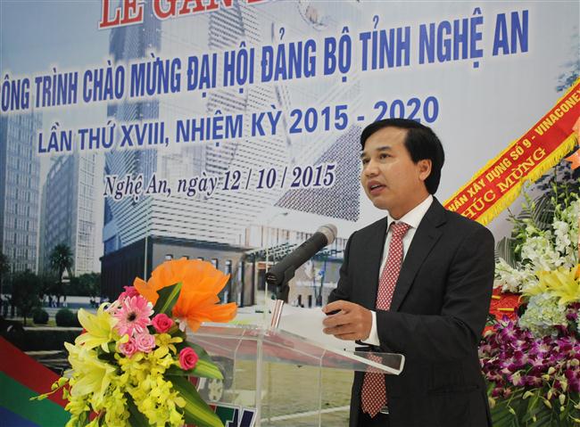 Đồng chí Nguyễn Như Khôi - Giám đốc Đài PTTH Nghệ An thông tin tổng quan về công trình