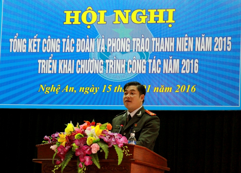 Đồng chí Thượng úy Hoàng Lê Anh, Bí thư Đoàn Thanh niên Công an tỉnh phát biểu khai mạc Hội nghị.
