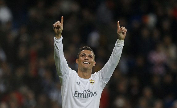 Ronaldo tỏa sáng với 1 cú hat-trick vào lưới Espanyol