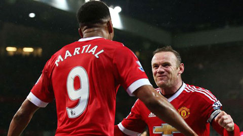 Martial và Rooney cùng nhau tỏa sáng giúp M.U vùi dập Stoke