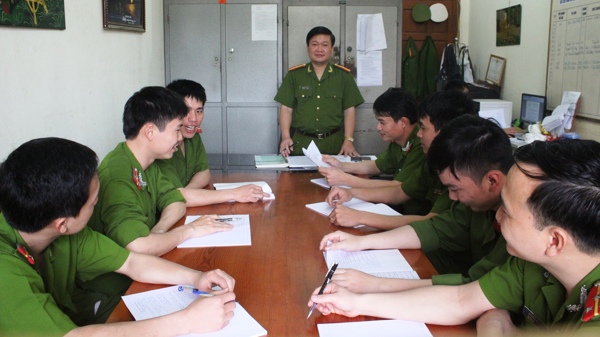 Đội Cảnh sát ĐTTP về Hình sự - Kinh tế - Ma túy Công an huyện Đô Lương họp triển khai nhiệm vụ