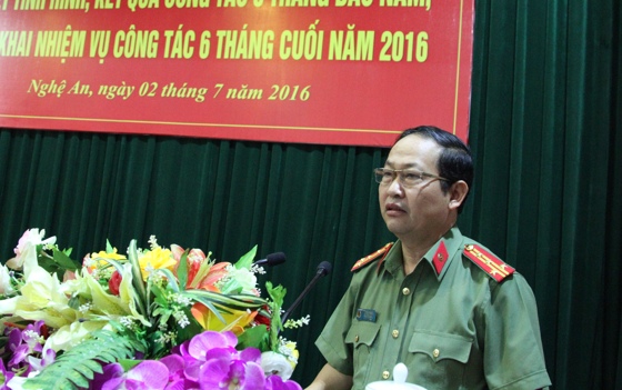 Đồng chí Đại tá Nguyễn Tiến Dần, Phó Giám đốc phát biểu lưu ý một số nhiệm vụ trọng tâm trong 6 tháng cuối năm trên lĩnh vực đảm bảo ANQG.