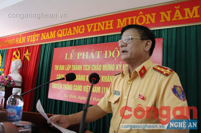 Đồng chí Đại tá Cao Minh Phượng, Trưởng phòng phát biểu khai mạc buổi lễ