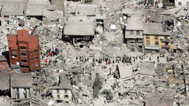 Trận động đất mạnh 6,2 độ Richter đã phá hủy 1/2 thị trấn Amatrice với tổng cộng 2.600 dân. 