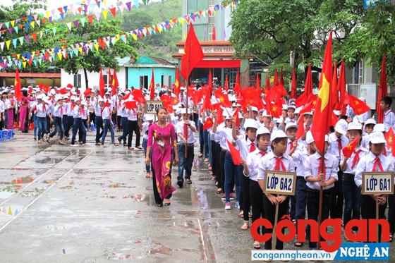 Nghệ An có hơn 700.000 học sinh bước vào năm học mới 2016 - 2017