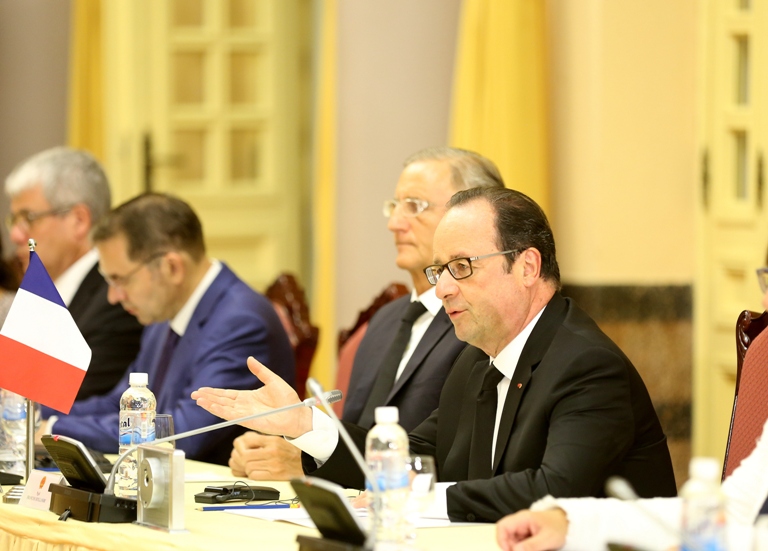 Tổng thống François Hollande phát biểu tại buổi hội đàm. Ảnh: VGP/Hải Minh