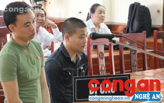 2 bị cáo Nguyễn Văn Tiến và Nguyễn Văn Khanh