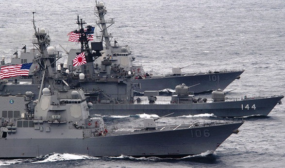 Các tàu Mỹ và Nhật Bản trong một cuộc tập trận chung (Ảnh: Sputnik)