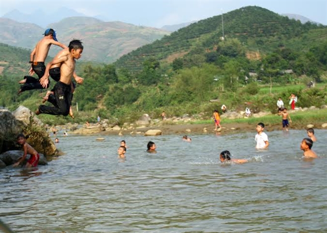 Từ đầu năm đến nay địa bàn tỉnh Yên Bái đã xảy ra hơn chục vụ đuối nước thương tâm ở trẻ em
