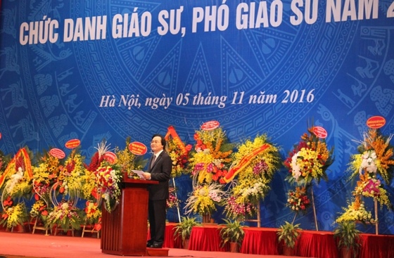 Bộ trưởng Bộ GD-ĐT phát biểu tại buổi lễ.