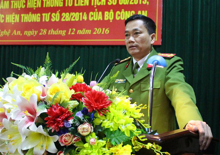 Đồng chí Đại tá Nguyễn Mạnh Hùng, Phó Giám đốc Công an tỉnh chủ trì Hội nghị
