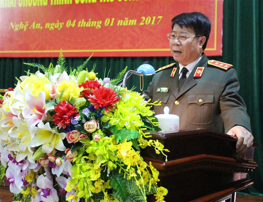 Đồng chí Thượng tướng Bùi Văn Nam, Uỷ viên Trung ương Đảng, Thứ trưởng Bộ Công an phát biểu tại Hội nghị
