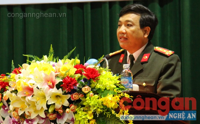 Đồng chí Đại tá Hồ Văn Tứ - Phó Giám đốc Công an tỉnh tới dự và phát biểu chỉ đạo Hội nghị