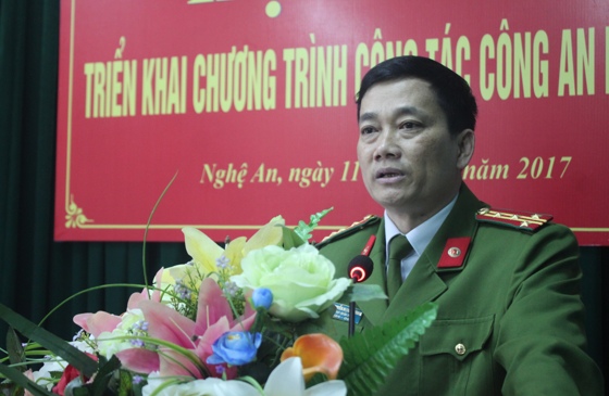 Đồng chí Đại tá Nguyễn Mạnh Hùng, Phó giám đốc Công an tỉnh phát biểu tại Hội nghị