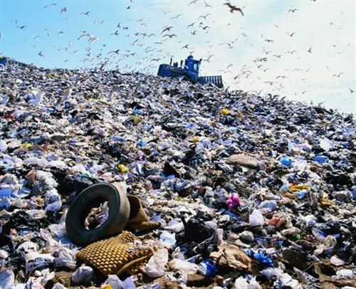 Dự án kỳ vọng sẽ giảm thiểu được tác hại của rác thải từ túi nhựa đối với cuộc sống người dân và môi trường khu vực.