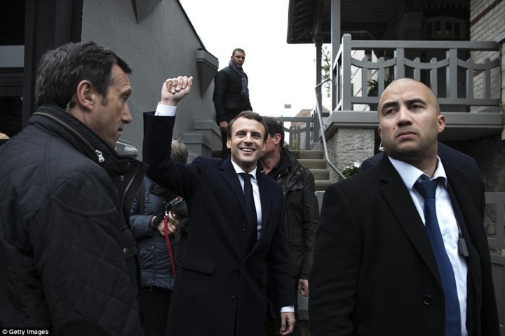 Ông Macron khẳng định chiến thắng của ông trong cuộc bầu cử Tổng thống mở ra 