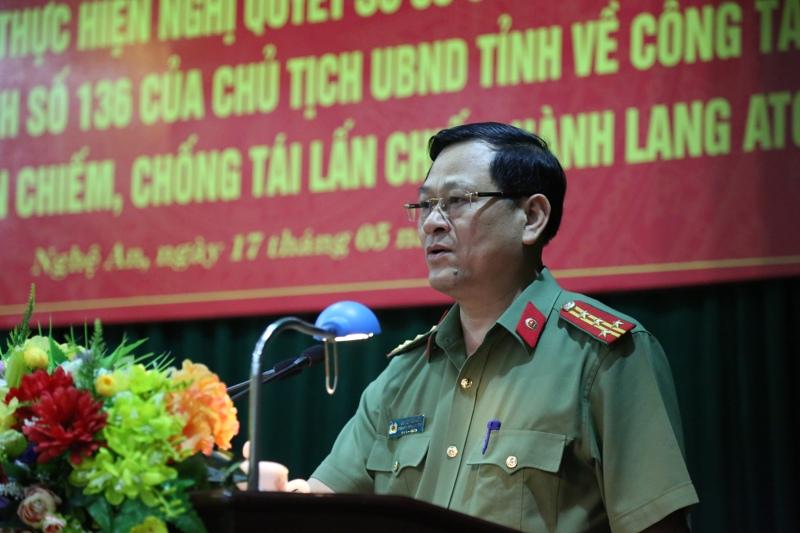 Đồng chí Đại tá Nguyễn Hữu Cầu, Giám đốc Công an tỉnh phát biểu tại Hội nghị