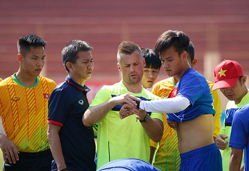 Thầy trò HLV Hoàng Anh Tuấn sẵn sàng cho các thử thách tại U20 World Cup
