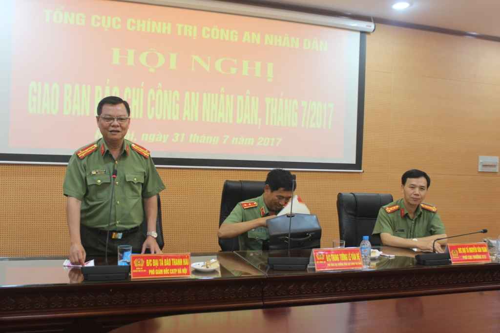 Phó Giám đốc CATP Hà Nội phát biểu tại hội nghị
