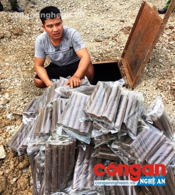 Đối tượng Nguyễn Nhân Trường và tang vật 168 kg thuốc nổ