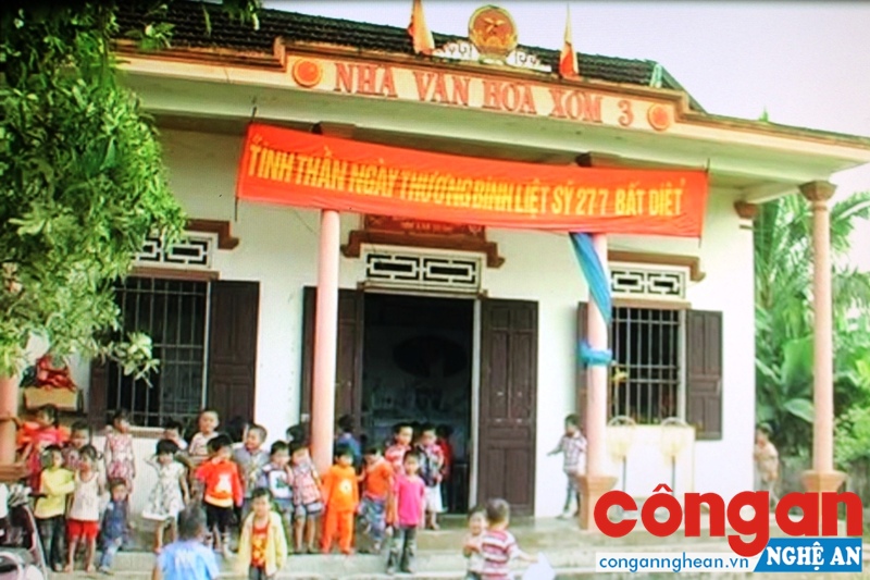 Thiếu cơ sở vật chất, các cháu mầm non xã Quỳnh Châu đang phải học nhờ ở các nhà văn hóa thôn