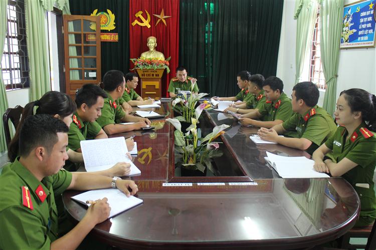 Công an phường Lê Lợi họp bàn chương trình công tác 