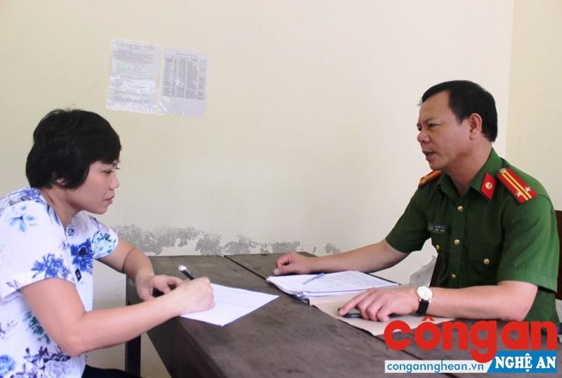 Bị can Bùi Thị Hương Giang khai nhận hành vi lừa đảo tại cơ quan điều tra