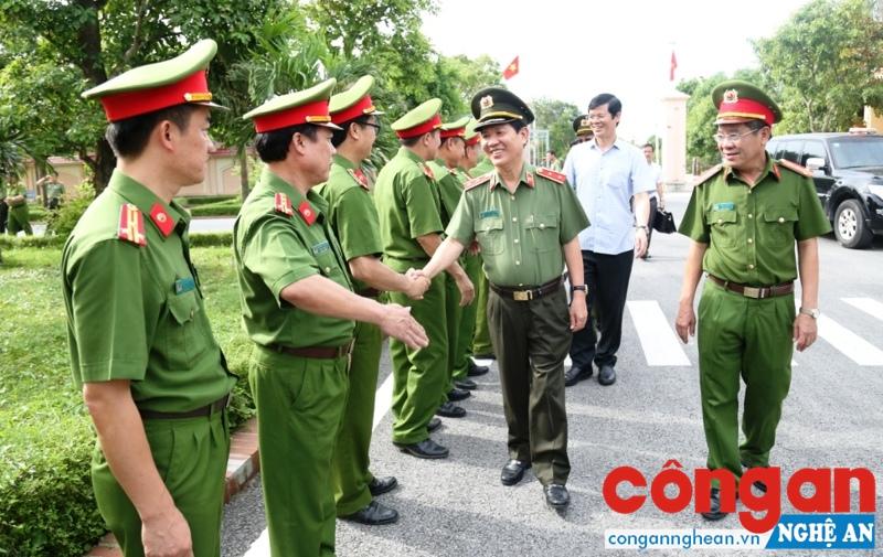 Trong chuyến làm việc với Cảnh sát PC&CC Nghệ An vào tháng 8/2017, đồng chí Trung tướng Nguyễn Văn Sơn, Thứ trưởng Bộ Công an ghi nhận và đánh giá cao những kết quả mà đơn vị đạt được sau hơn 3 năm thành lập