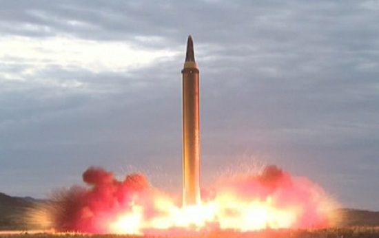 Một quả tên lửa của Triều Tiên. Ảnh: Reuters.
