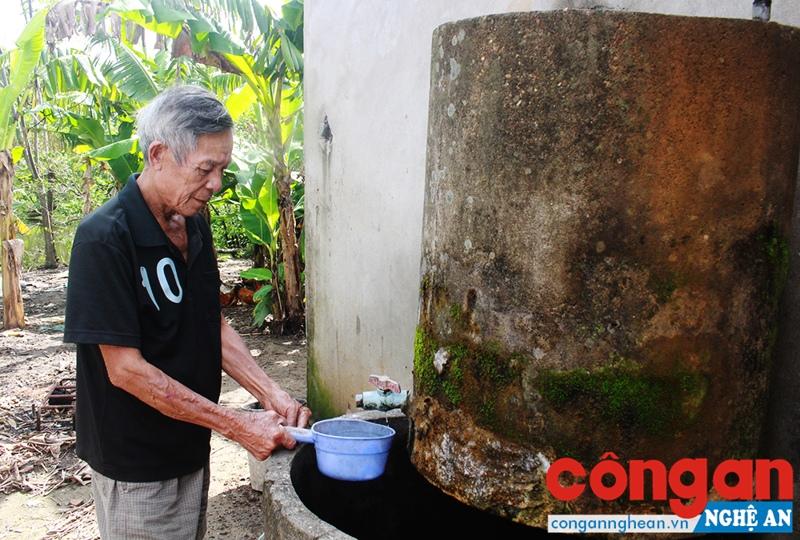 Người dân xã Nghi Thái đang phải sử dụng nước nhiễm phèn