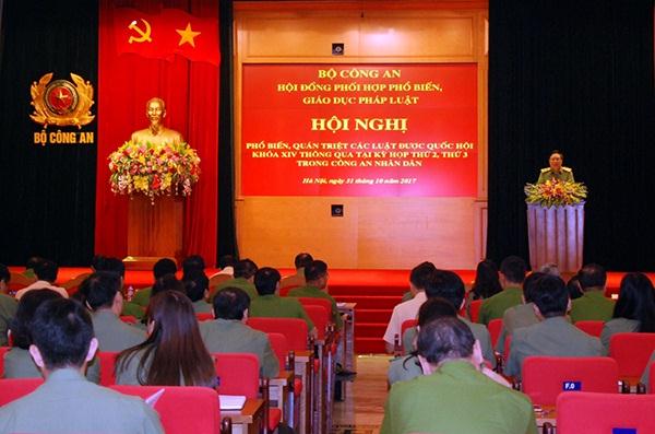 Trung tướng, GS.TS. Nguyễn Ngọc Anh phát biểu khai mạc Hội nghị