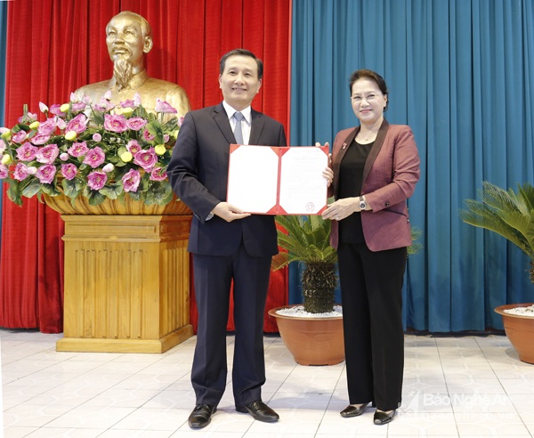 Đồng chí Lê Quang Huy nhận nhiệm vụ tại Ủy ban Khoa học, Công nghệ và Môi trường Quốc hội từ ngày 1/11/2017.