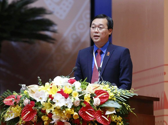 Bí thư thứ nhất Trung ương Đoàn Lê Quốc Phong trình bày Báo cáo chính trị trình Đại hội.