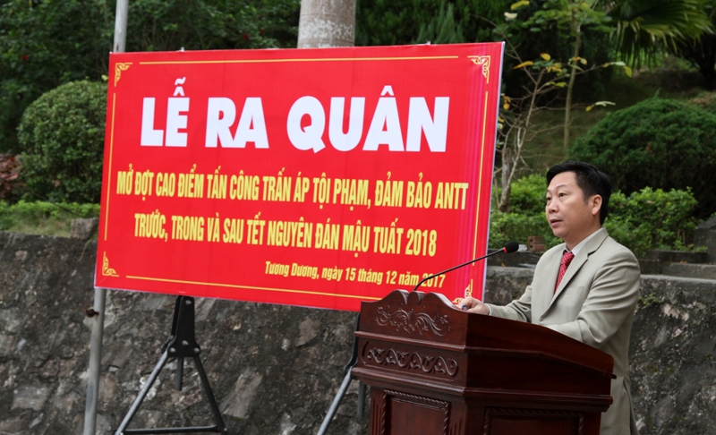 Đồng chí Lô Thanh Nhất - Phó Chủ tịch UBND phát biểu chỉ đạo tại lễ ra quân.