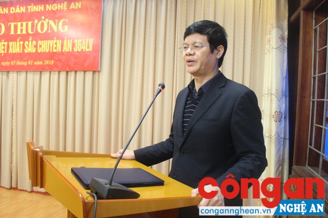  Đồng chí Lê Xuân Đại - Ủy viên Ban thường vụ Tỉnh ủy – Phó chủ tịch thường trực UBND Tỉnh phát biểu chỉ đạo tại lễ trao thưởng