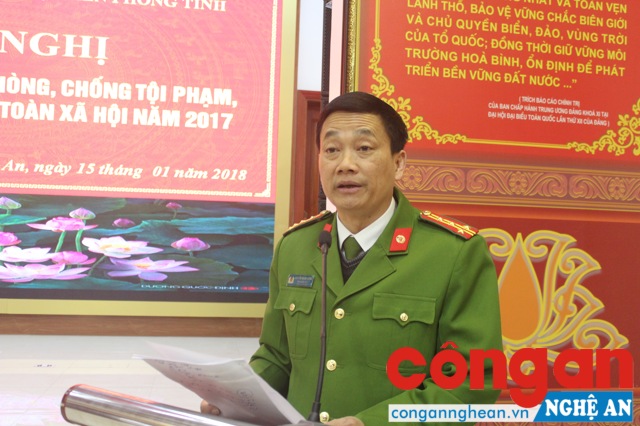 Đồng chí Đại tá Nguyễn Mạnh Hùng, Thủ trưởng Cơ quan CSĐT Công an tỉnh kết luận hội nghị
