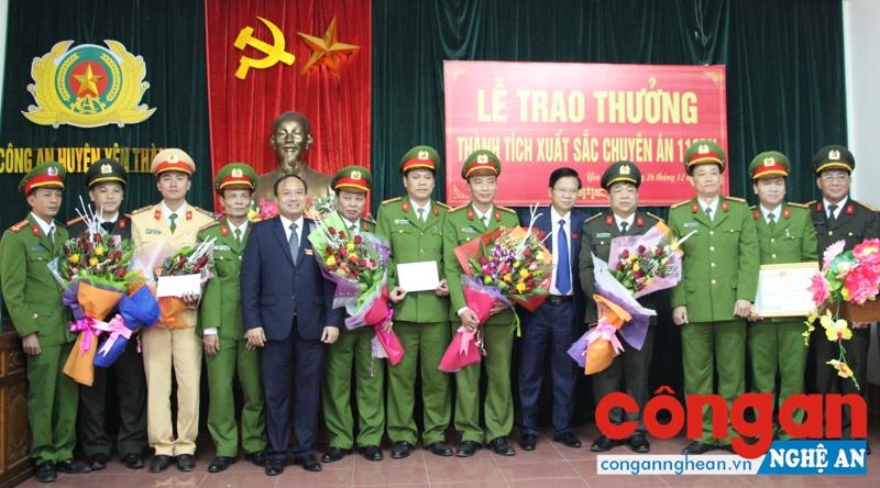 Lãnh đạo Công an tỉnh và UBND huyện Yên Thành chúc mừng chiến công xuất sắc của Công an huyện Yên Thành