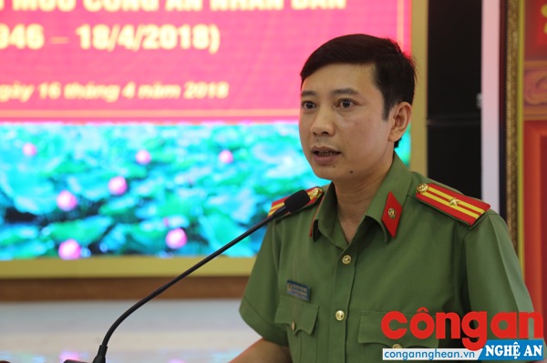 Thiếu tá Nguyễn Văn Đạo, Phó trưởng phòng Phụ trách PV11 phát biểu tại buổi tọa đàm