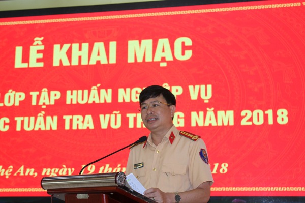 Thượng tá Nguyễn Nam Hồng, Phó trưởng phòng PC67 cung cấp những quy định pháp luật về công tác xử lý vi phạm hành chính