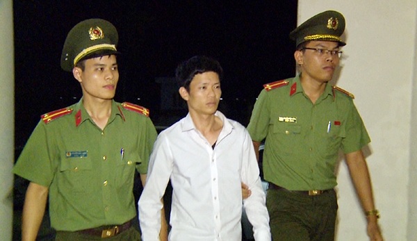 Công an Thanh Hóa thi hành lệnh bắt đối tượng Nguyễn Văn Quang