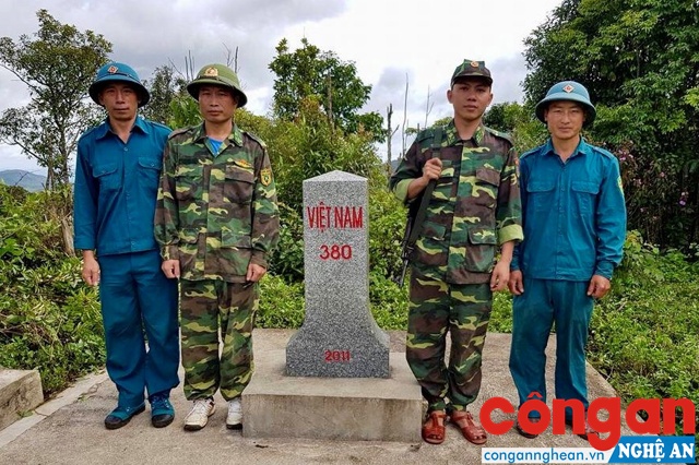 Lực lượng tuần tra tại cột mốc số 380 biên giới Việt Nam - Lào
